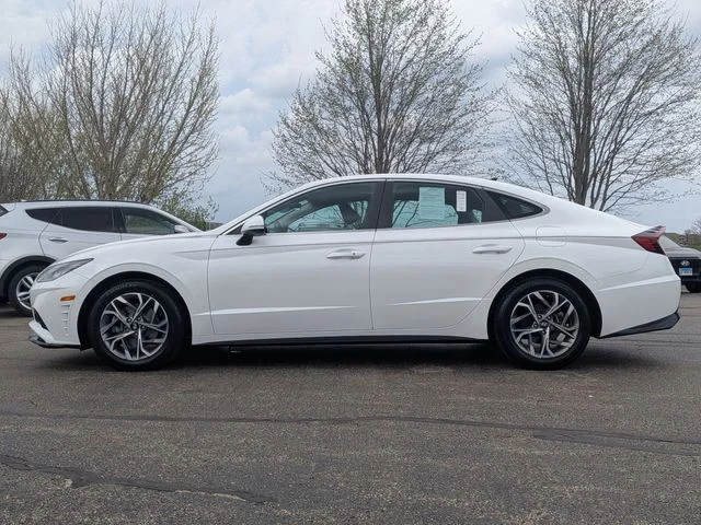 Certified Used 2022 Gray Hyundai SEL image 4