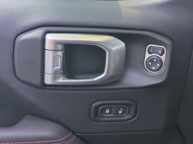 Used 2022 Gray Jeep Unlimited Rubicon image 13