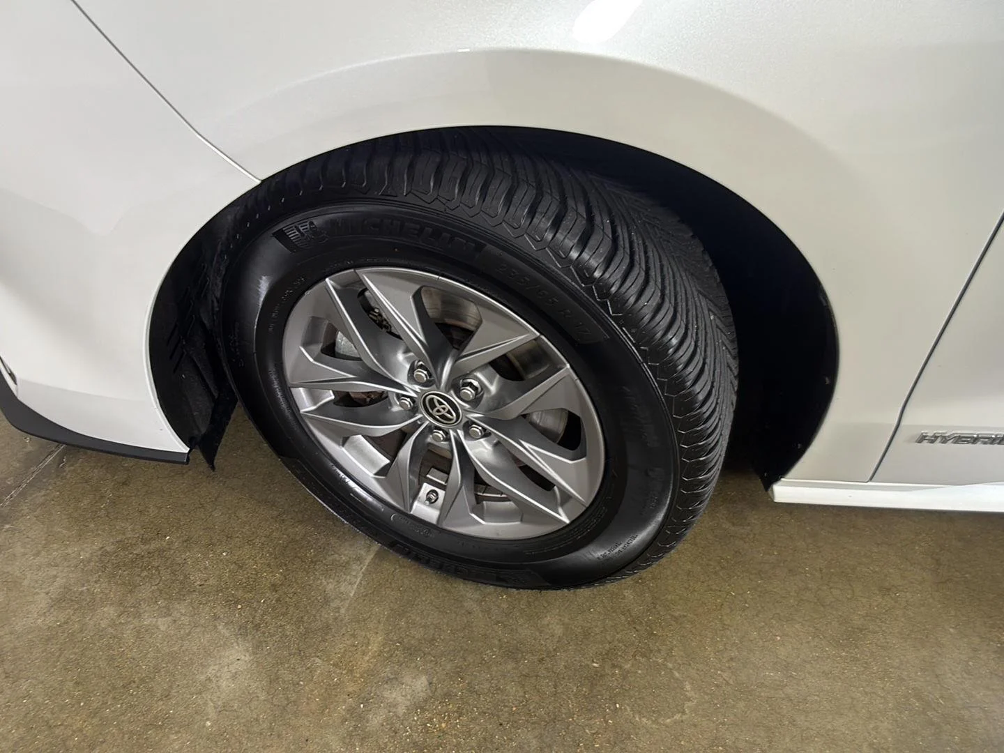 Certified Used 2021 Blizzard Pearl Toyota XLE image 5