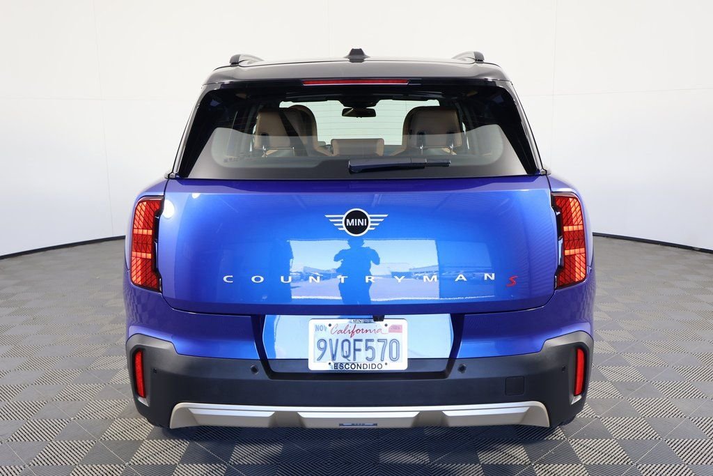 Certified Used 2025 Blue MINI  image 5