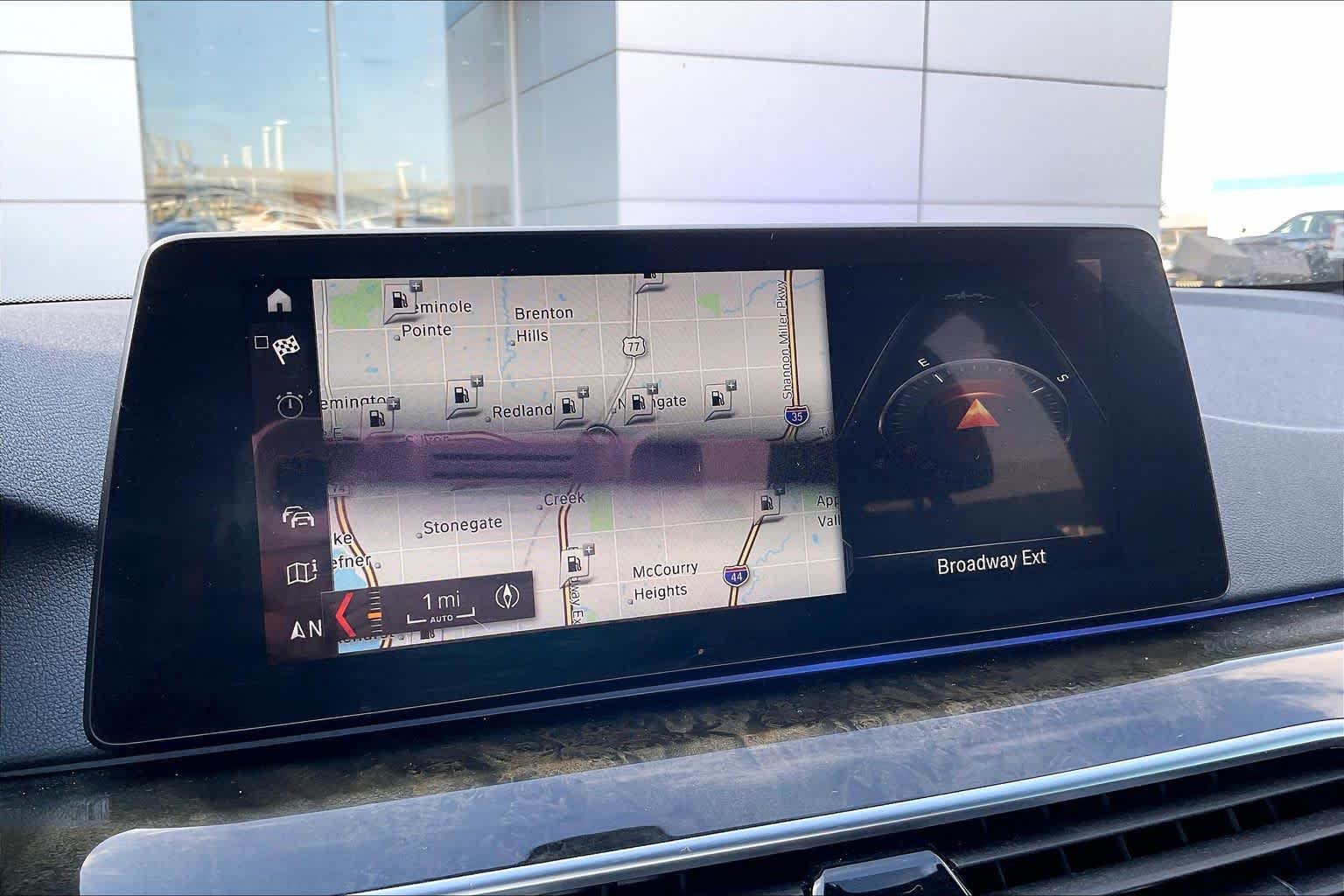 Used 2018 Mineral White Metallic BMW 530i image 31