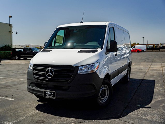 2026 Mercedes-Benz Sprinter Cargo Van 2500 Standard Roof I4 Diesel 144 RWD