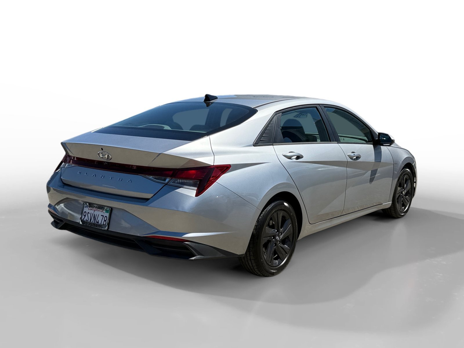 Certified Used 2021 Shimmering Silver Pearl Hyundai SEL image 5