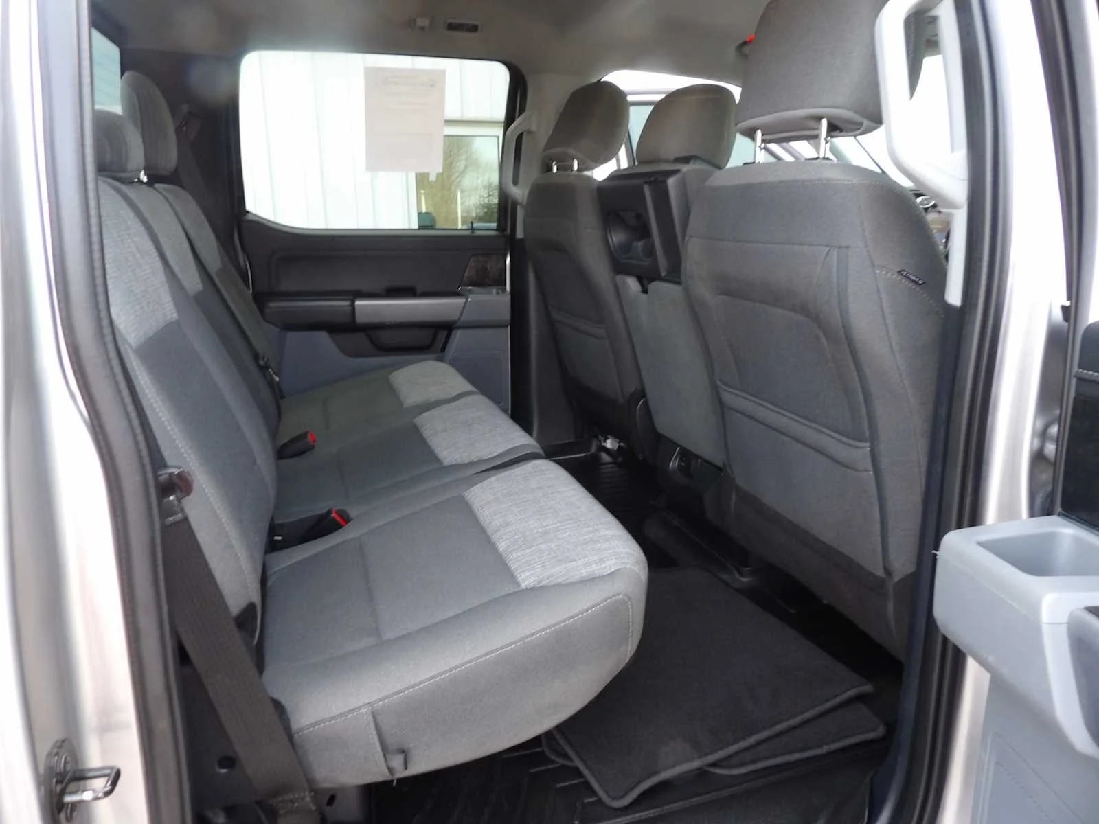 Used 2021 Iconic Silver Metallic Ford XLT image 15