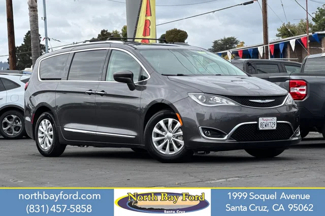 2018 Chrysler Pacifica Touring L