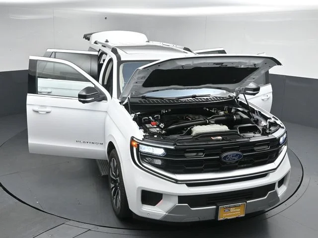 Certified Used 2025 Oxford White Ford Platinum image 51