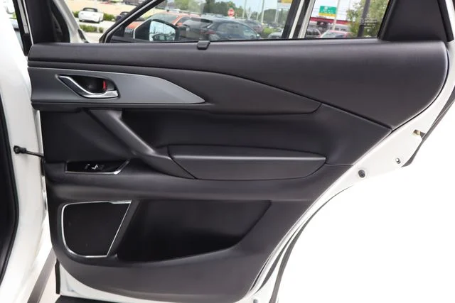 Used 2021 Snowflake White Pearl Mazda Touring image 31