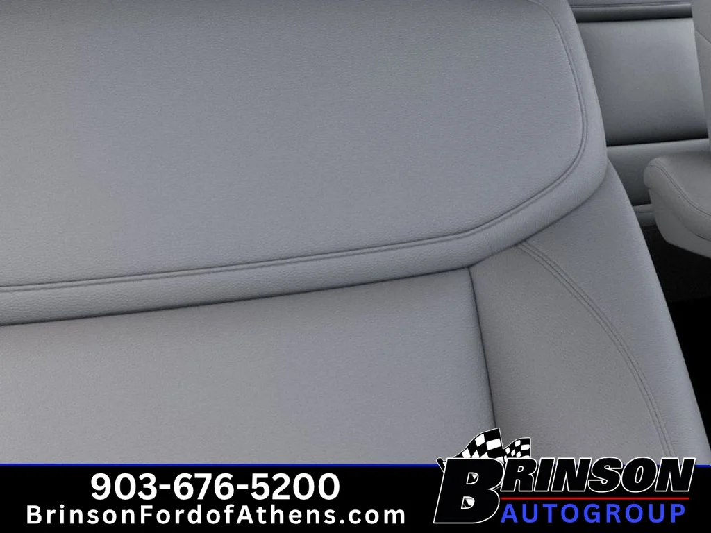 New 2027 Star White Ford Active image 16
