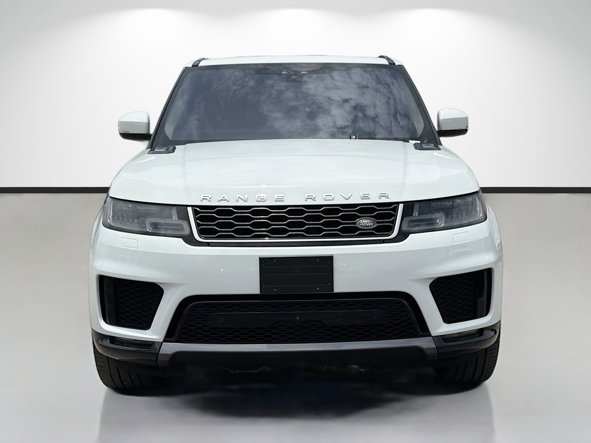 Used 2019 Fuji White Land Rover HSE image 8