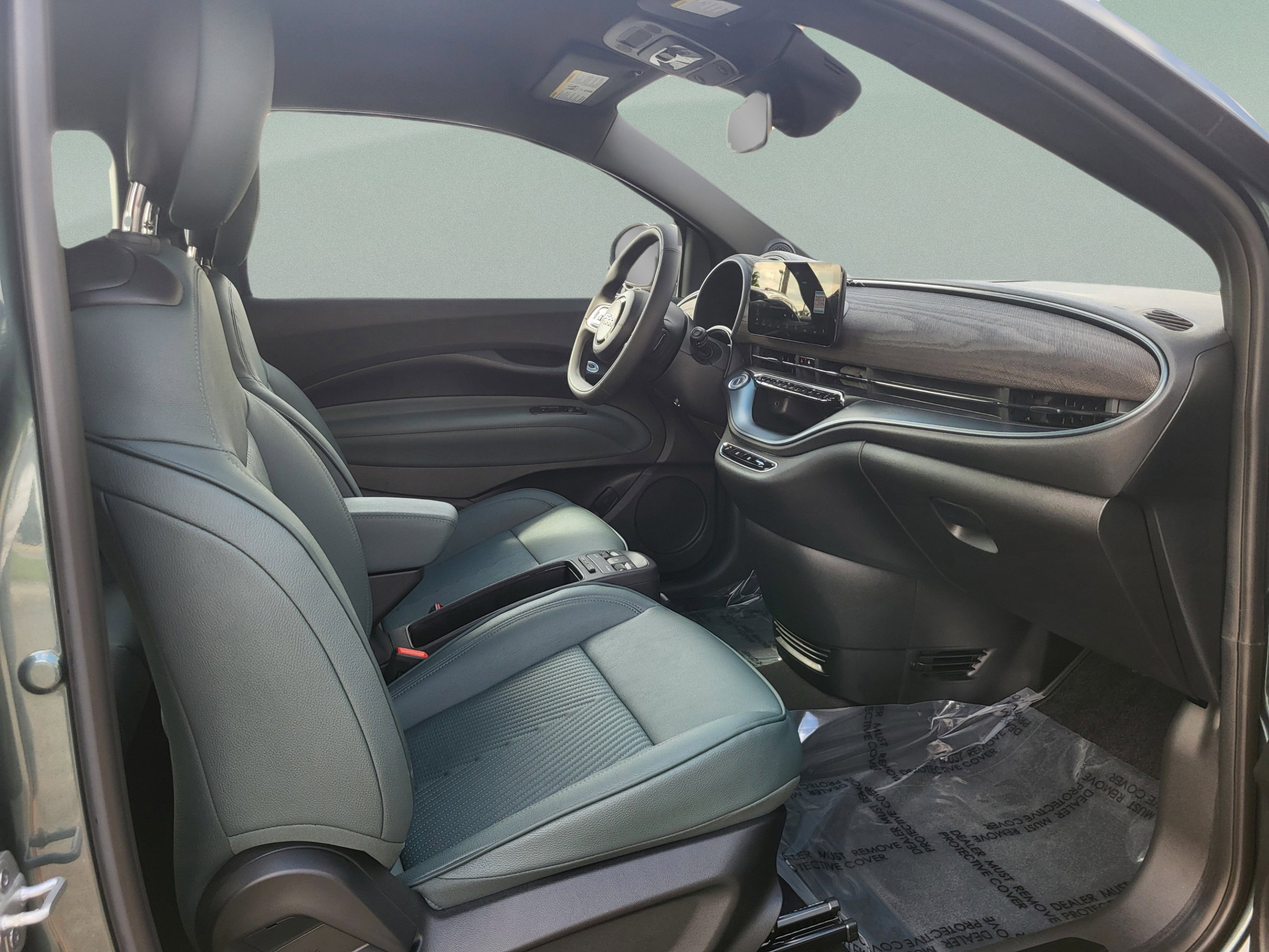 2025 FIAT 500e Base - Photo 39