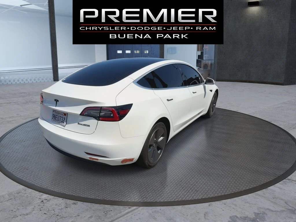 Used 2019 White Tesla Standard Range Plus image 8