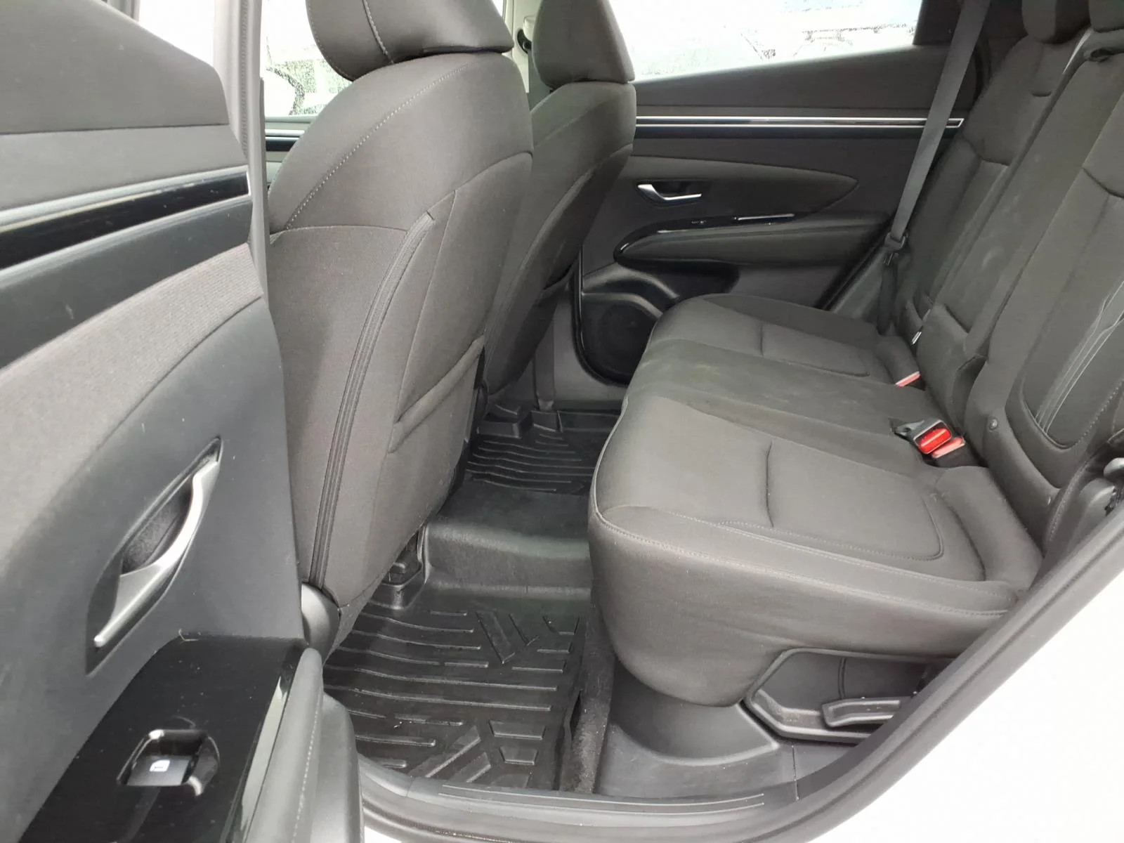 Used 2022 Quartz White Hyundai SEL Convenience image 5