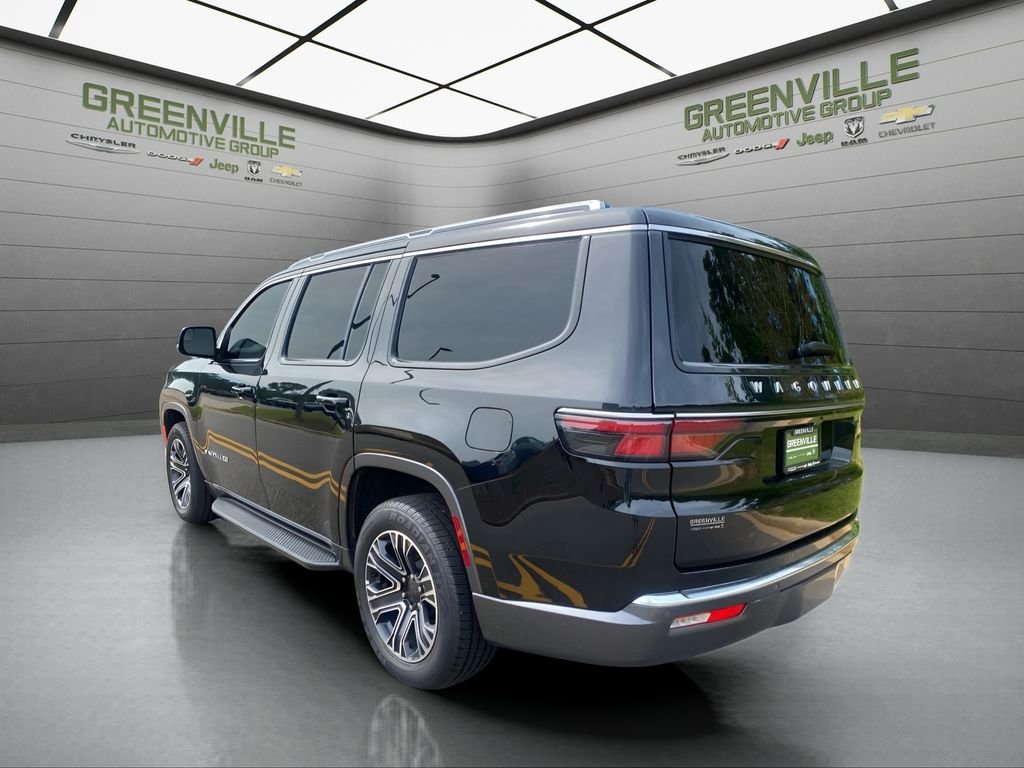 Certified Used 2022 Diamond Black Crystal Pearlcoat Jeep Series III image 3