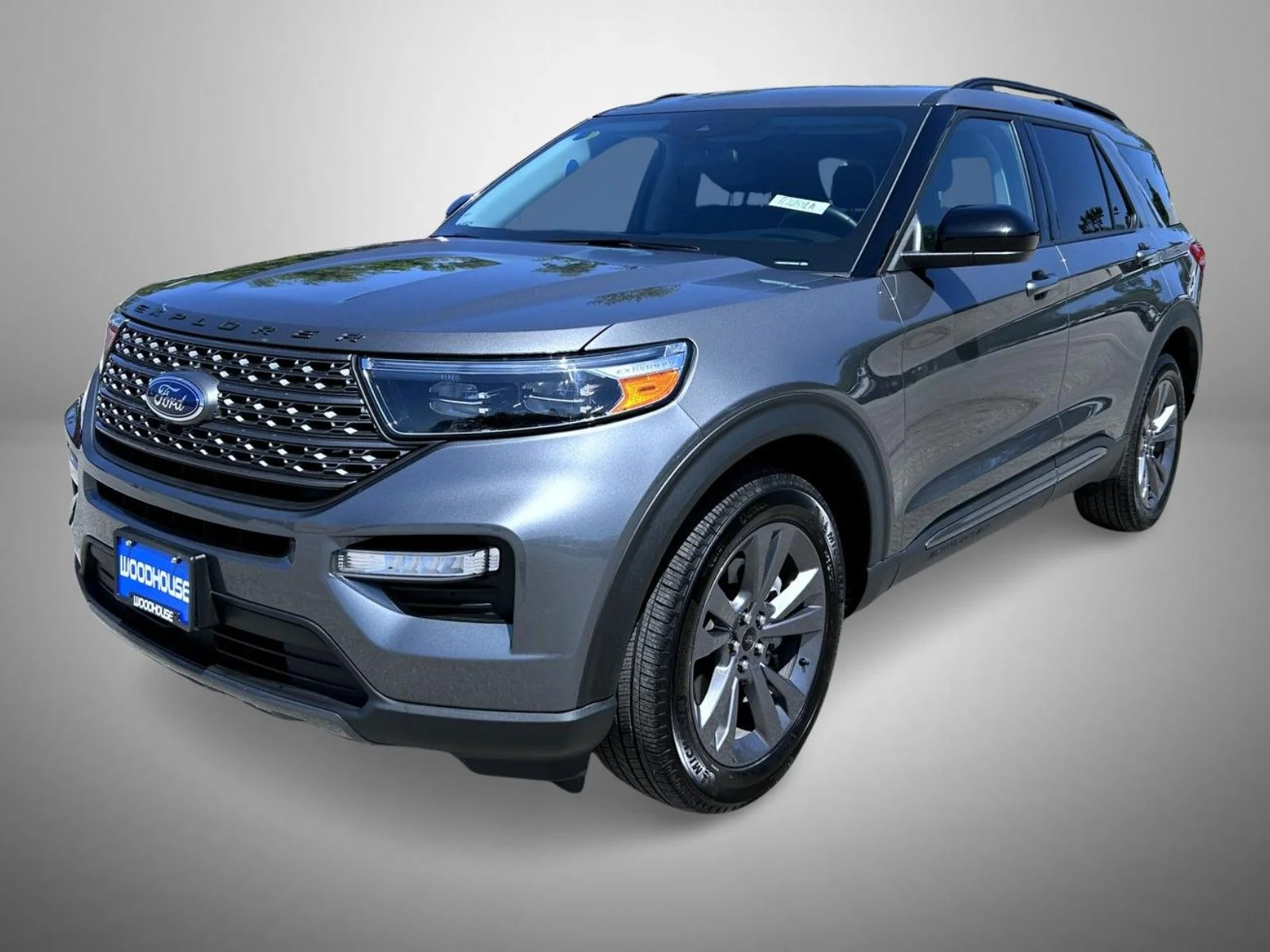 2023 Ford Explorer XLT 4WD's photo