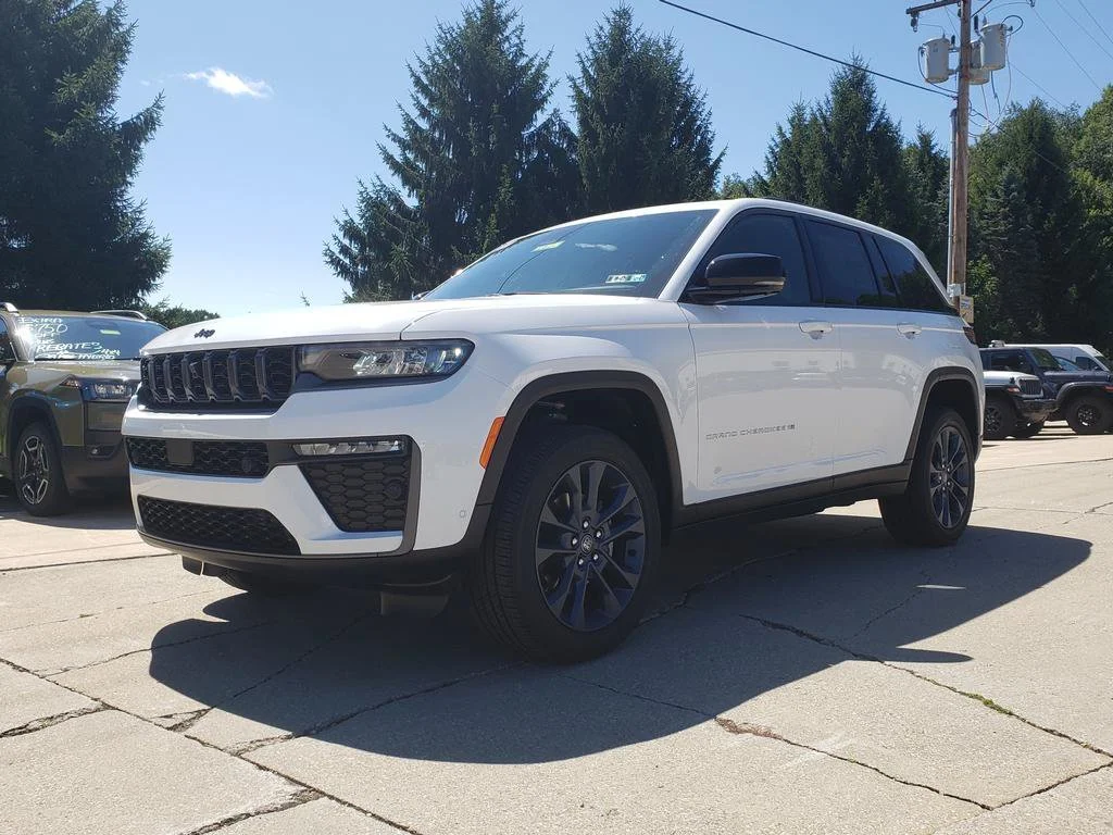 New 2026 Bright White Clearcoat Jeep 85th Anniversary Edition image 7