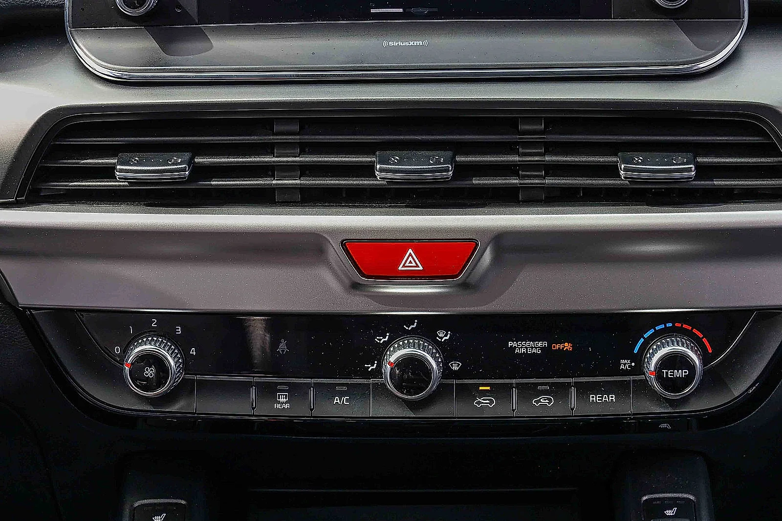 Certified Used 2020 Snow White Pearl Kia S image 12