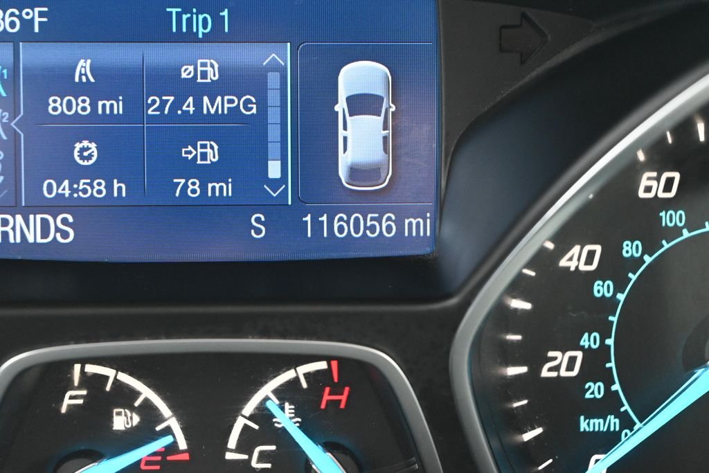 Used 2013 Oxford White Ford SE image 32