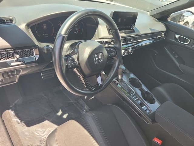 Used 2024  Honda Sport image 12