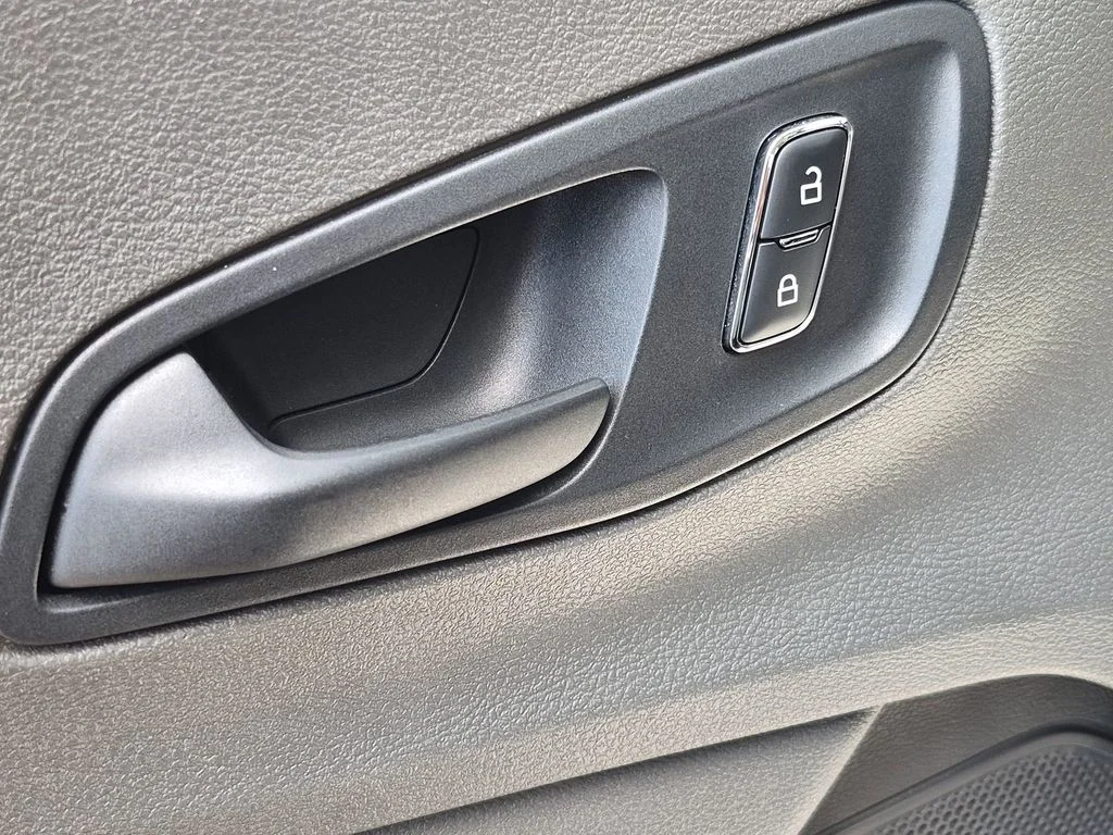 Used 2023 White Ford XLT image 14