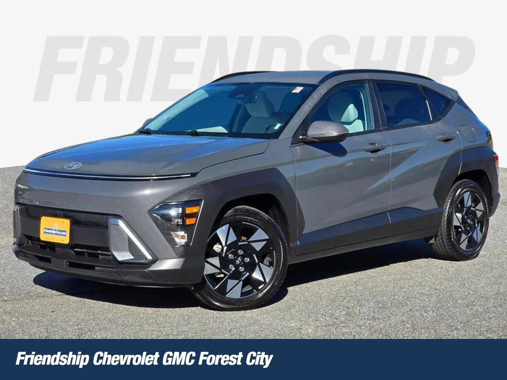 Used 2025 Gray Hyundai SEL image 1