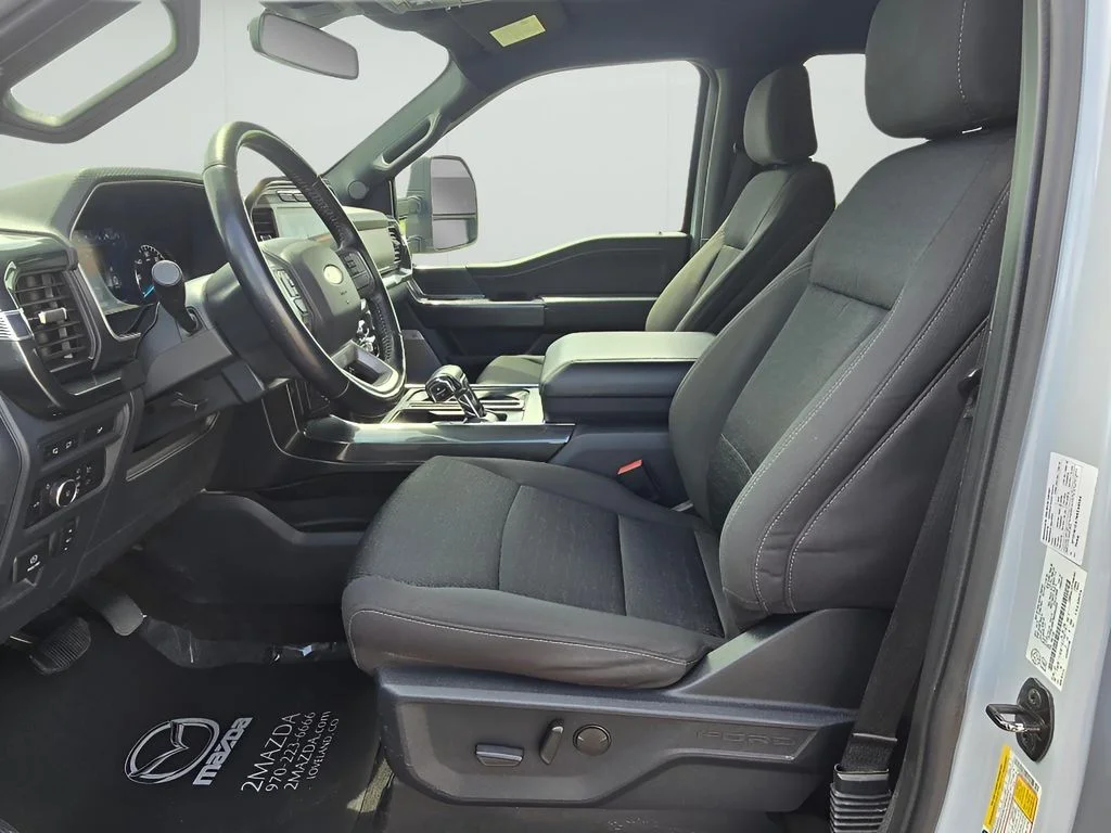 Used 2022 SPACE WHITE METALLIC Ford XLT image 28