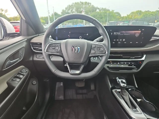 Used 2024 White Frost Tricoat Buick Avenir image 14