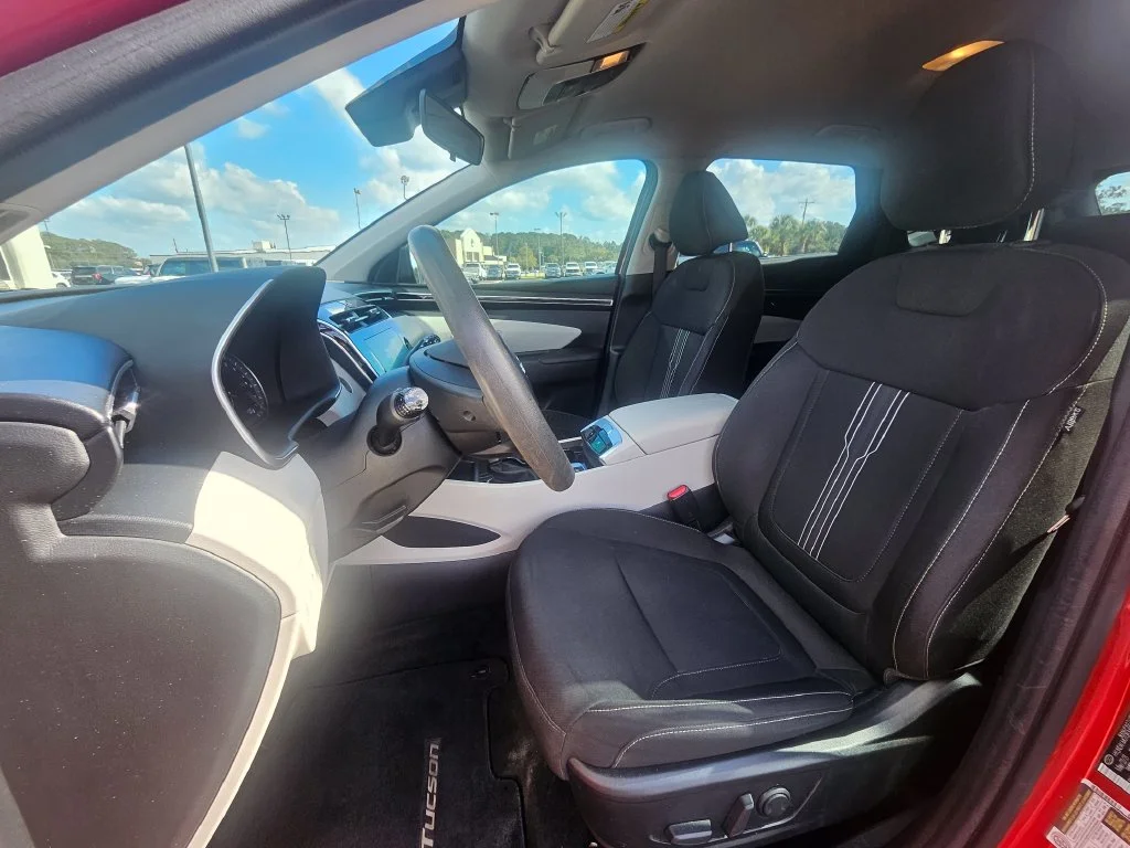Certified Used 2023 Red Hyundai SEL image 4