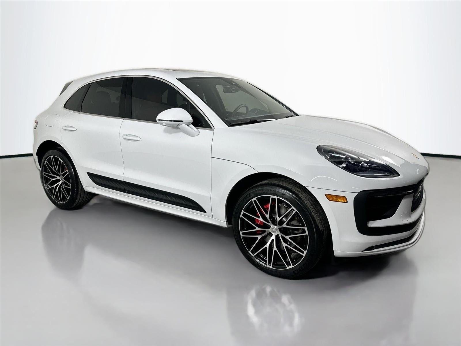Certified Used 2026 Carrara White Metallic Porsche  image 9