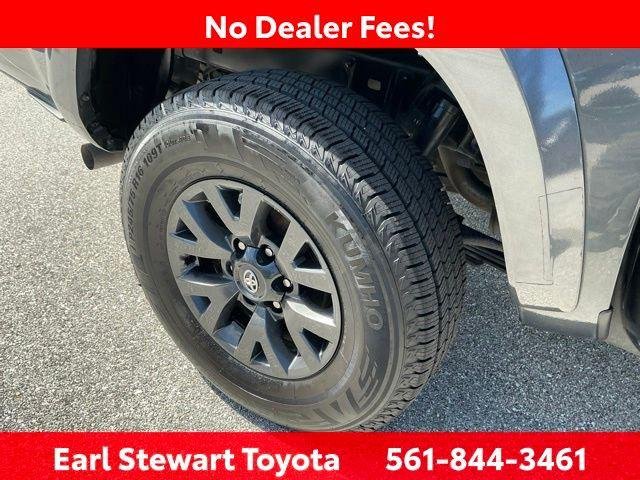 Certified Used 2023 MAGNETIC GRAY MET. Toyota  image 47