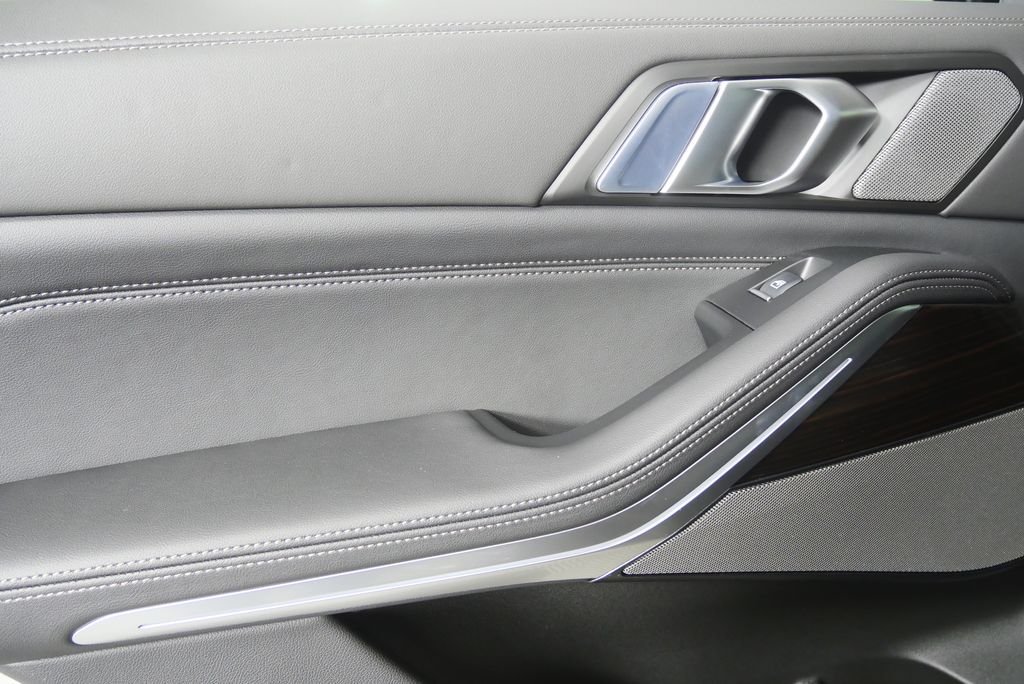 New 2026 Manhattan Green Metallic BMW xDrive50e image 13