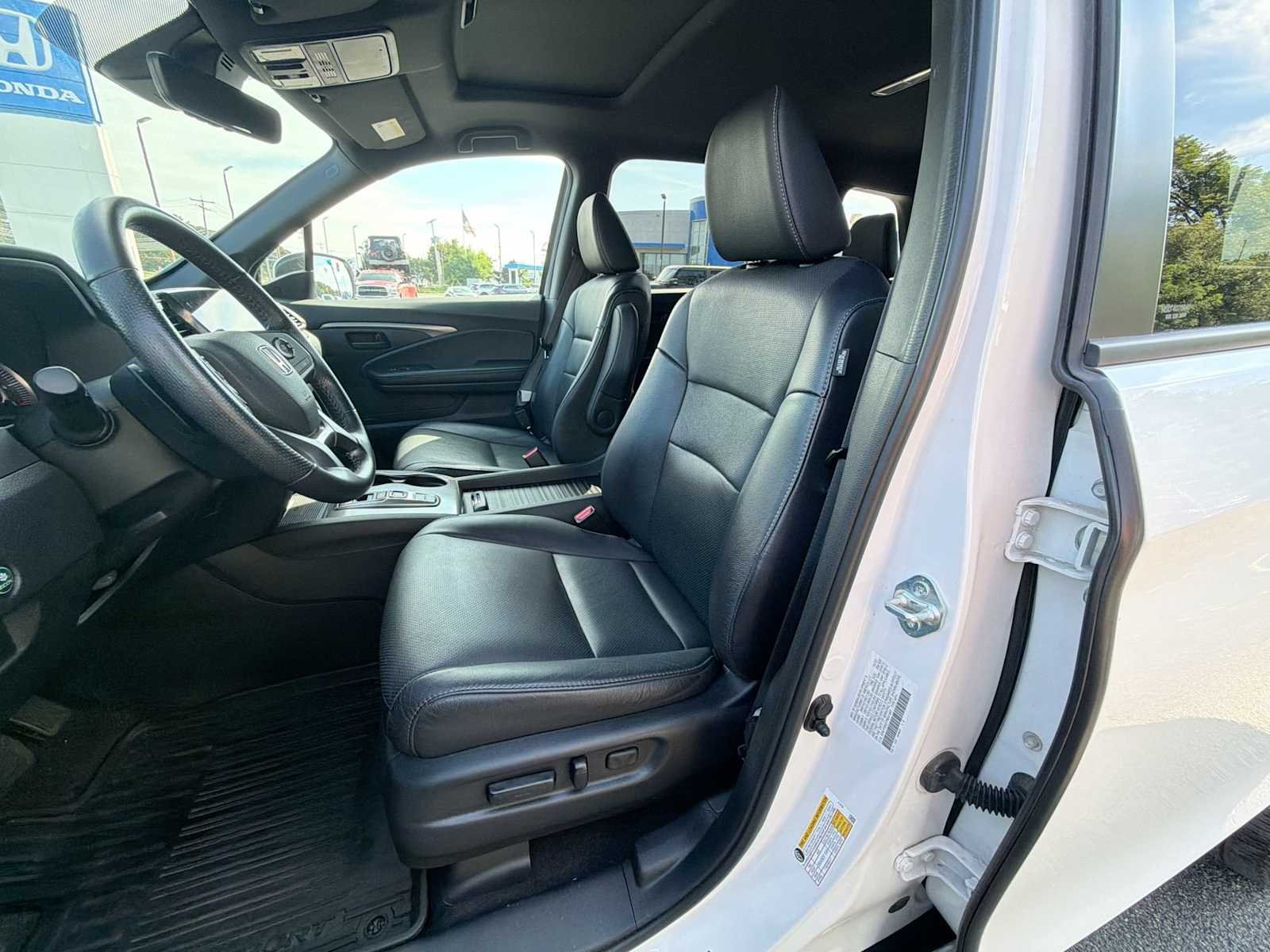 2023 Honda Passport EX-L - Photo 21