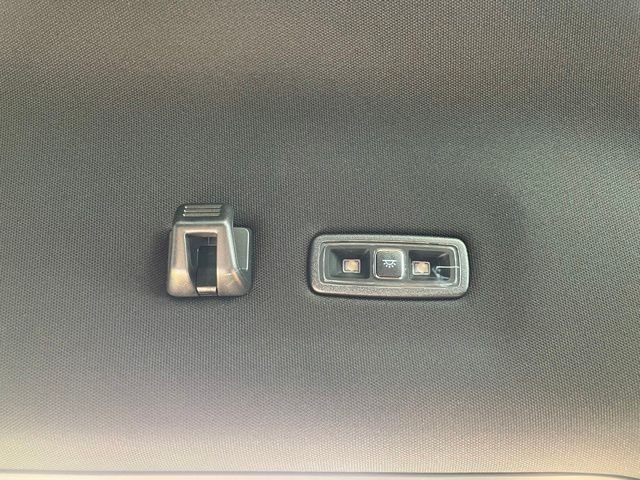 New 2026 CARBONIZED GRAY Ford XLT image 51
