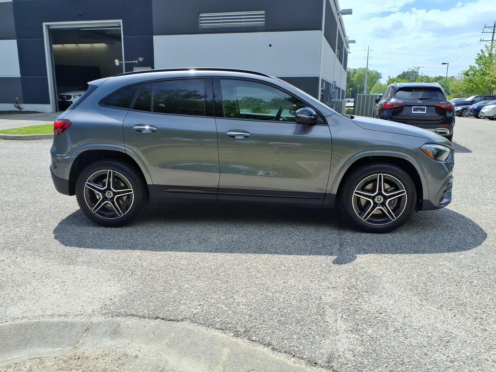 New 2026 Mountain Grey Metallic Mercedes-Benz GLA 250 image 5