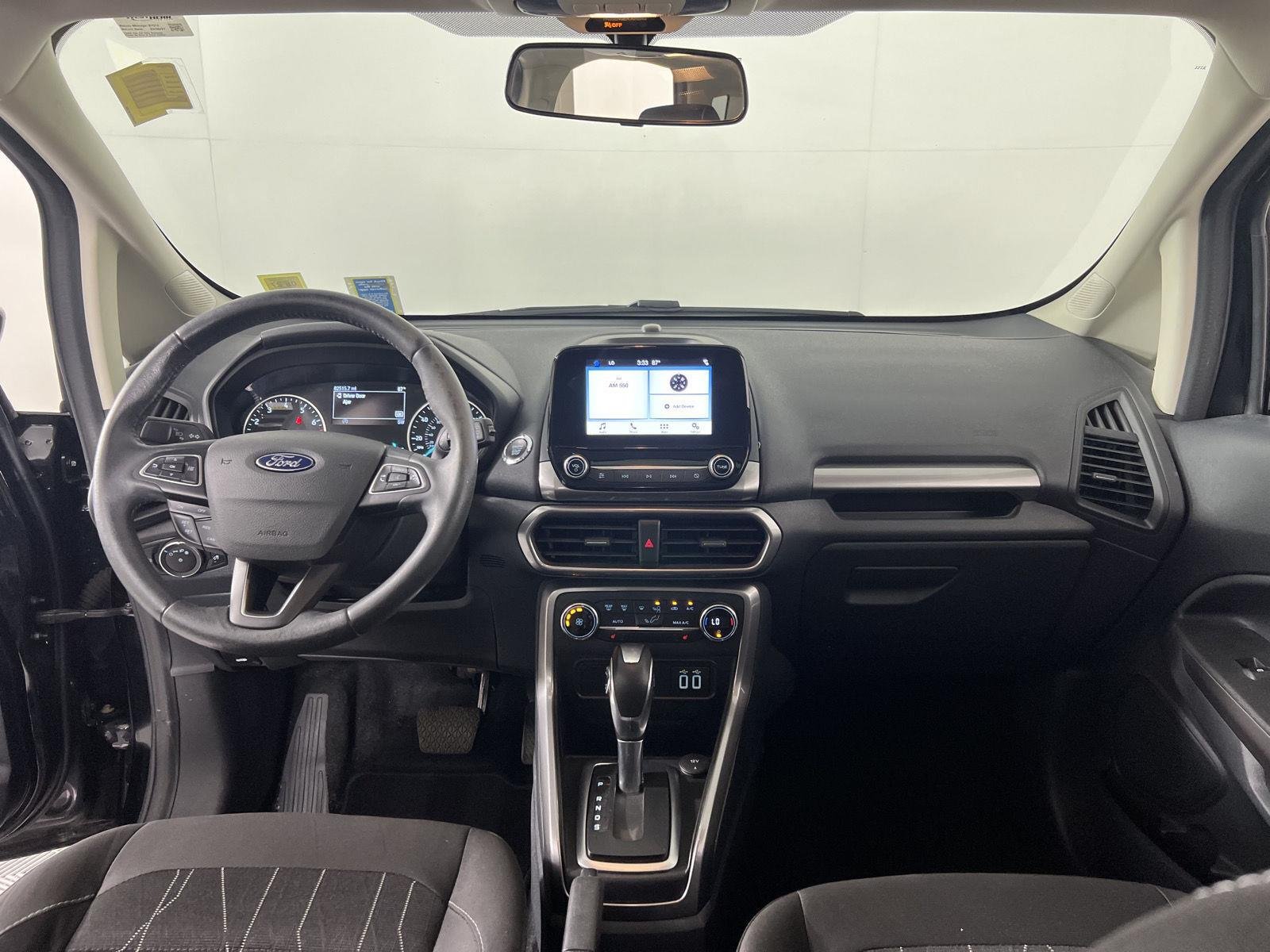 Used 2019 Shadow Black Ford SE image 3