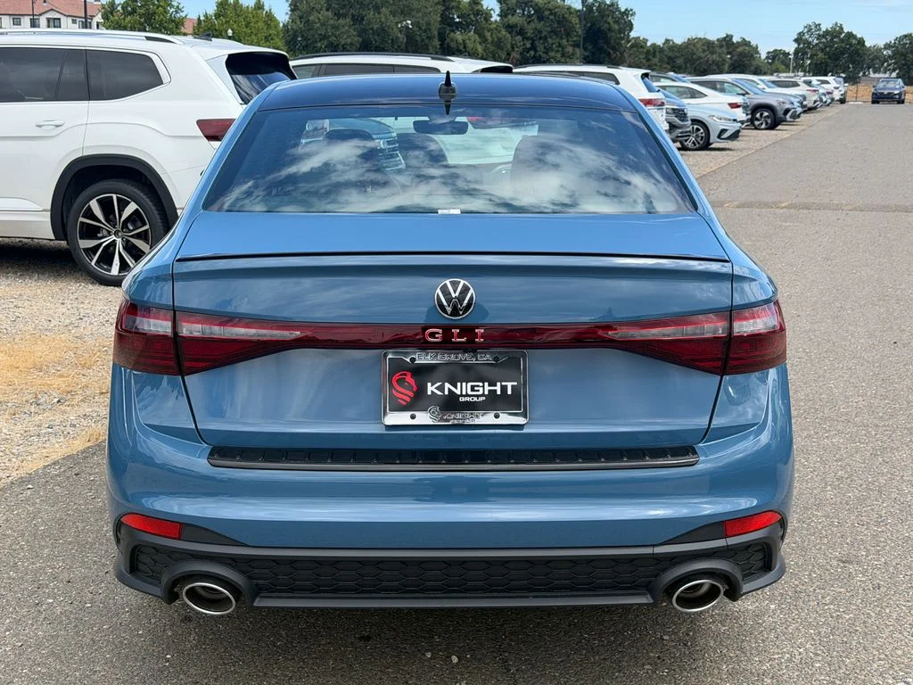 New 2026 Monterey Blue Pearl w/Deep Black Roof Volkswagen 2.0T Autobahn image 9