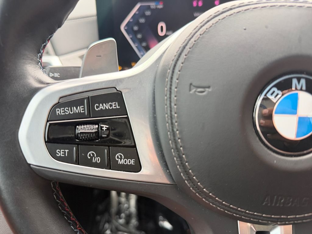 Used 2023 Black BMW M60i image 24