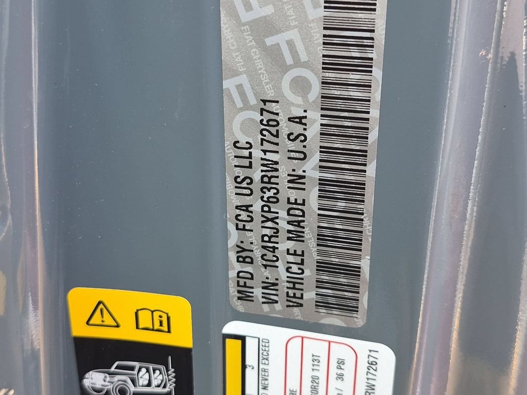 Used 2024 Gray Jeep Sahara 4xe image 21