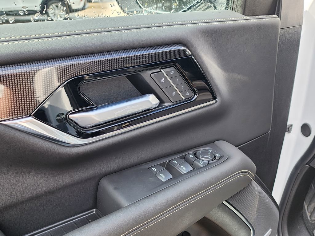 2026 GMC Yukon Elevation - Photo 13