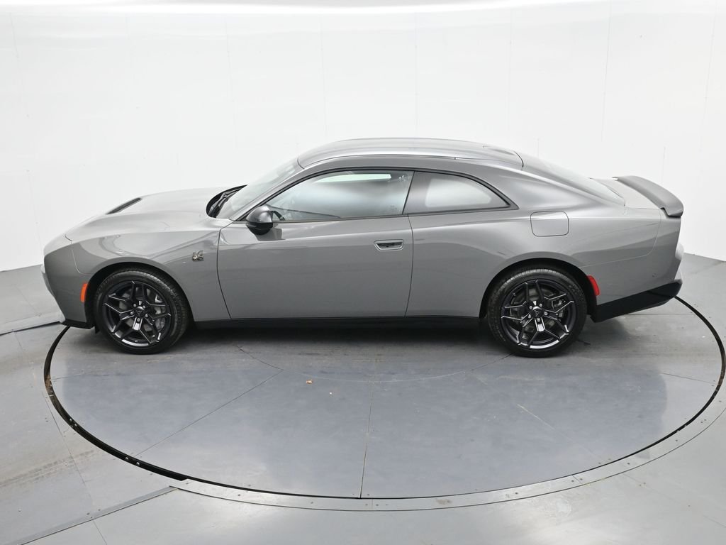 New 2026 Destroyer Gray Exterior Paint Dodge R/T Scat Pack image 29