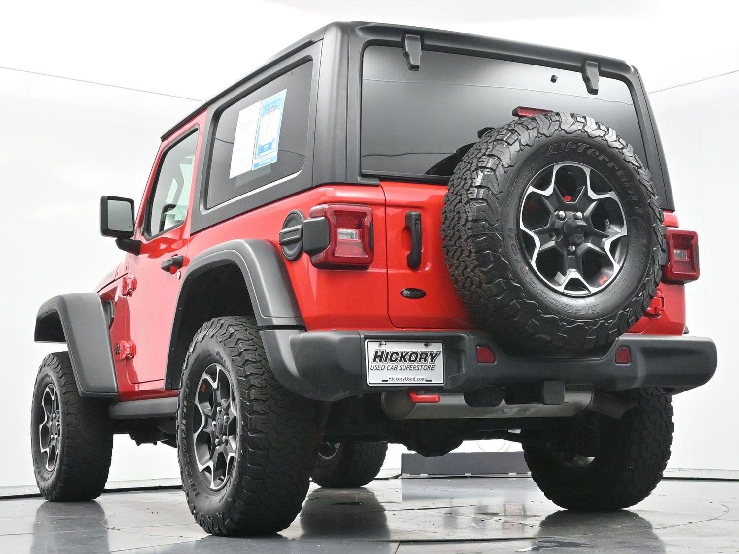Used 2023 Firecracker Red Clearcoat Jeep Rubicon image 49