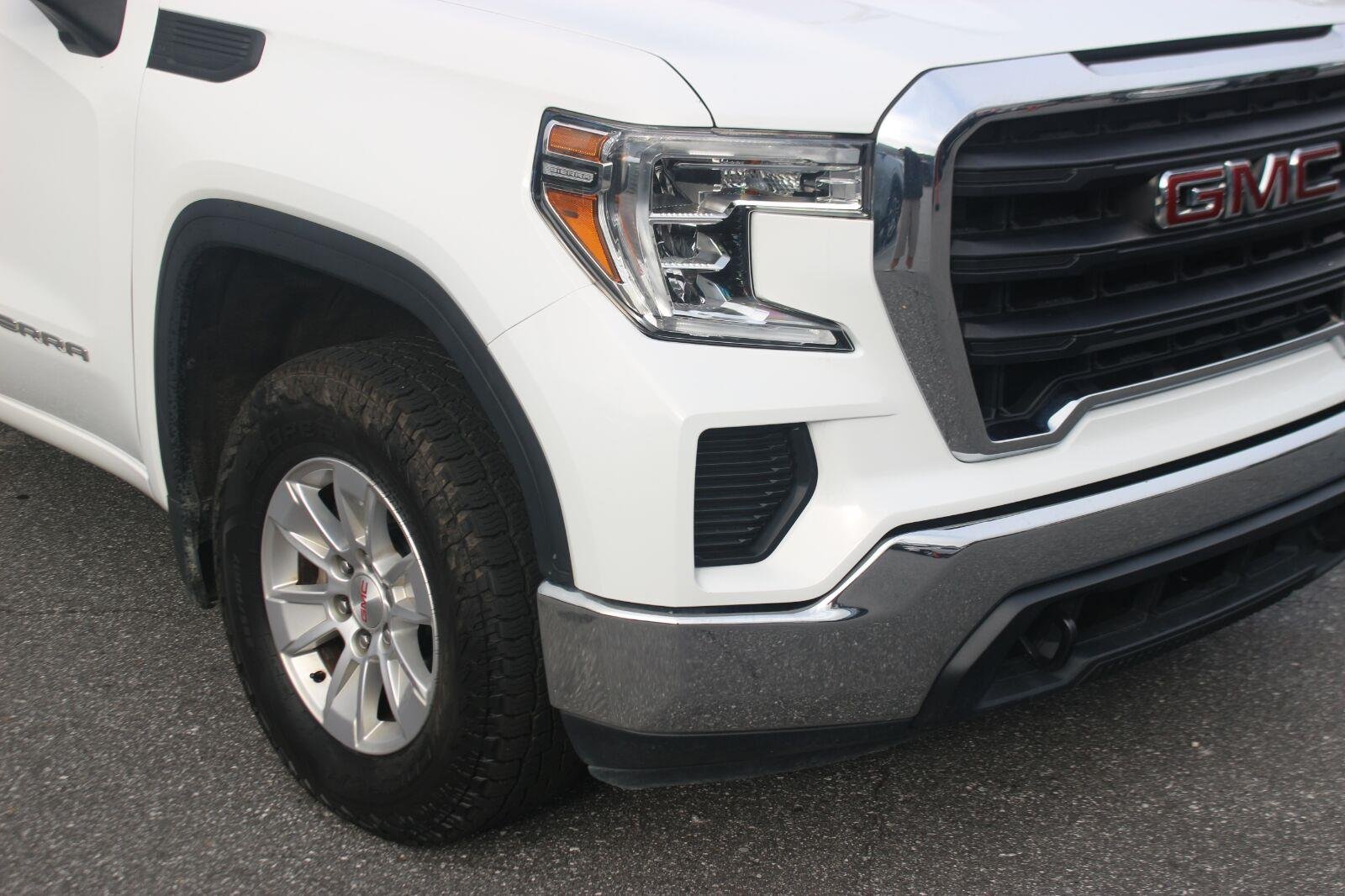 Used 2020 SUMMIT WHITE GMC 4WD Double Cab 147" image 9