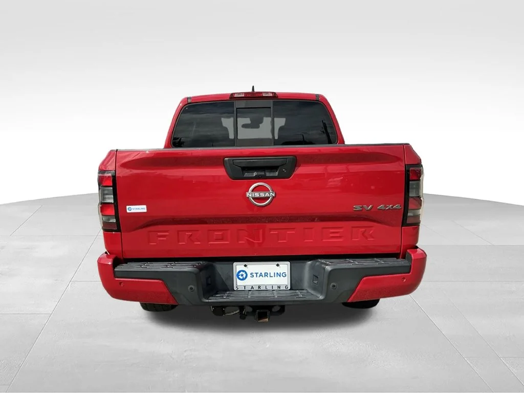 Used 2022 Red Nissan SV image 4