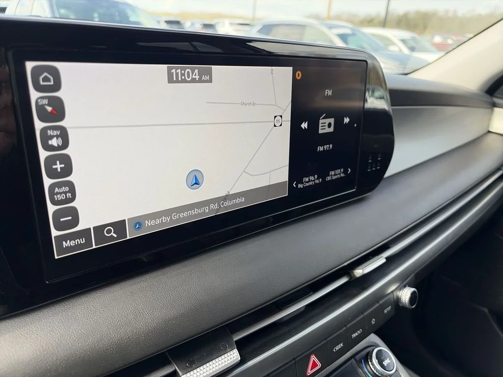 Used 2024 Silver Hyundai SEL image 16
