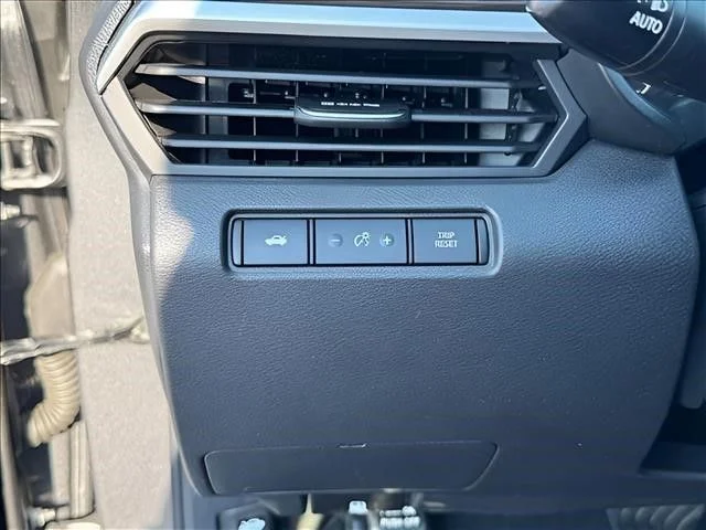 Used 2024 Gray Nissan 2.5 SV image 18