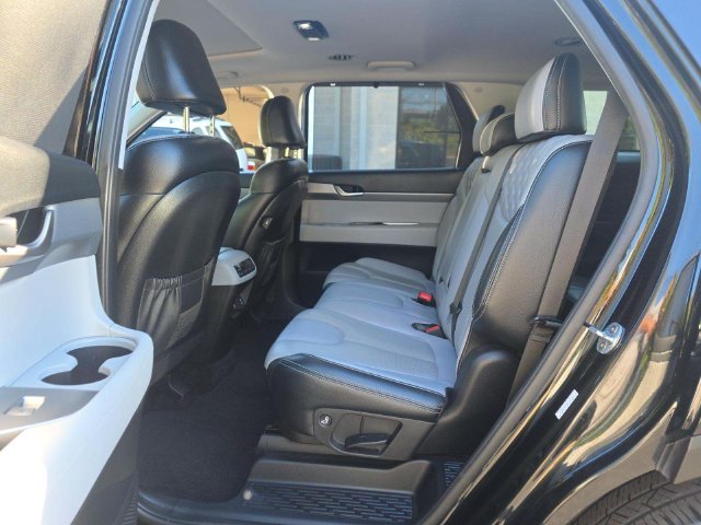 Used 2020 Black Hyundai SEL image 11