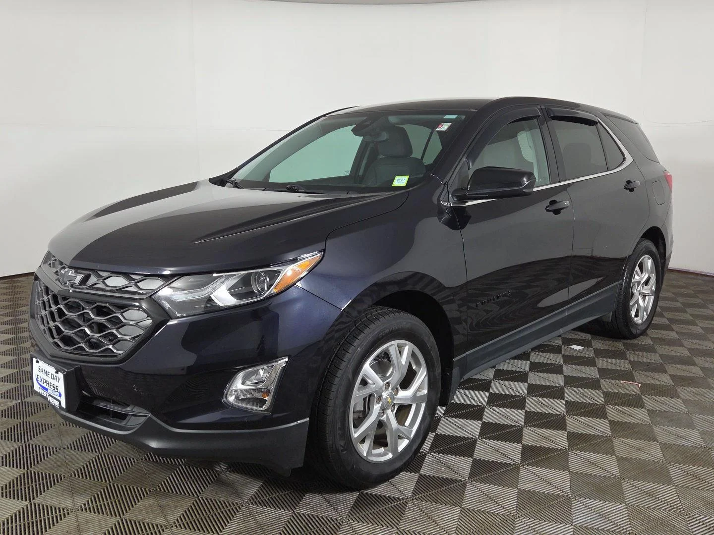 Used 2020 Midnight Blue Metallic Chevrolet LT image 3