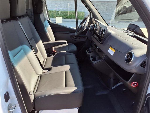 New 2026 Arctic White Mercedes-Benz Cargo 144 WB image 17