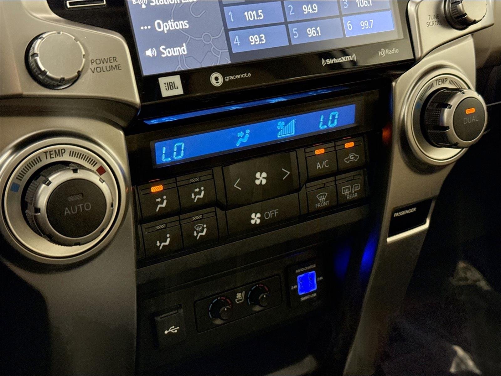 Certified Used 2024 Wind Chill Pearl Toyota Limited image 27