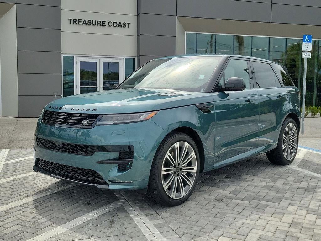 New 2026 Giola Green Land Rover Dynamic SE image 1