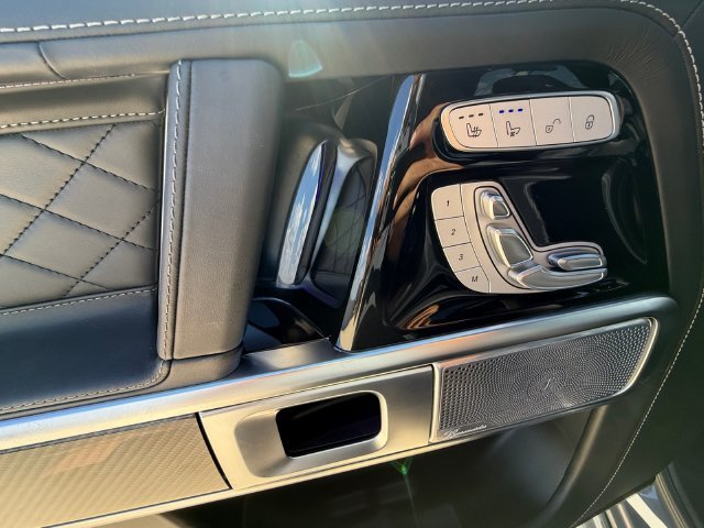 Used 2025  Mercedes-Benz G 63 AMG® image 11